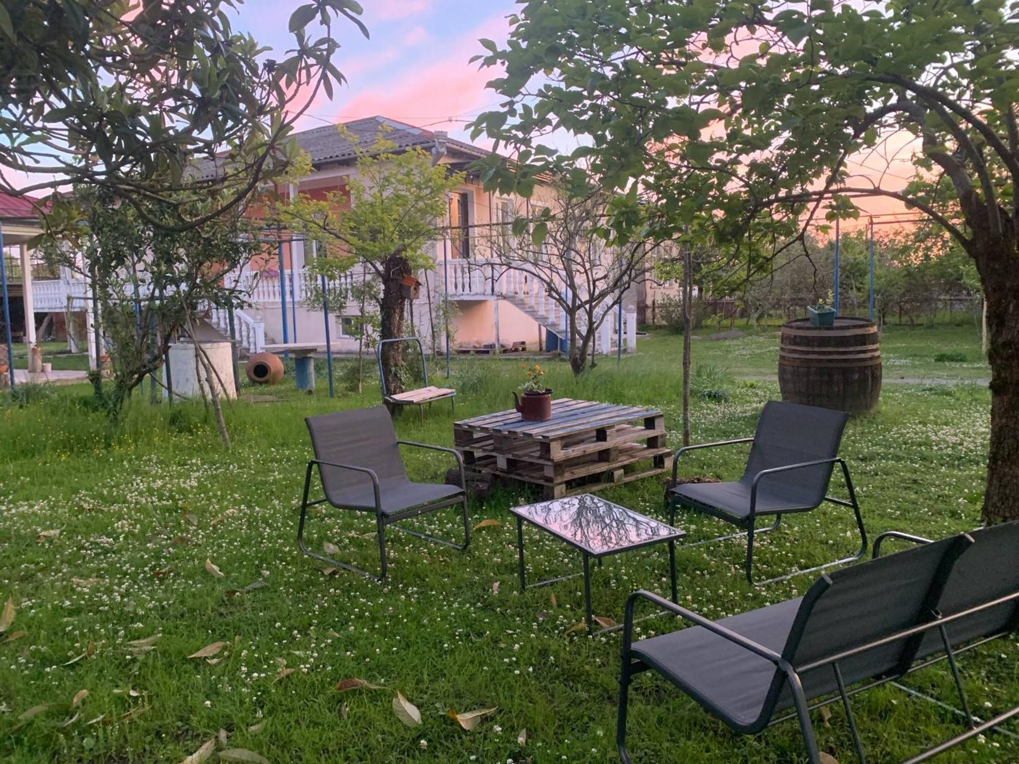 Nini'S Sweet House Otel Matkhoji Dış mekan fotoğraf